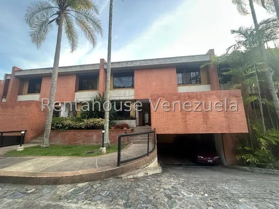 En Venta Casa-quinta En Monterrey. Mbf. ¡negociable!
