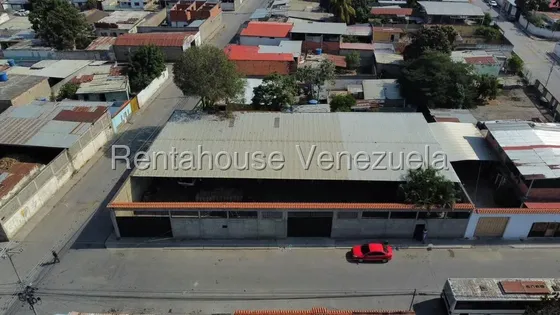 Marydoll Mogollon Vende Amplio Galpón Comercial En Zona Oeste, Barquisimeto-lara