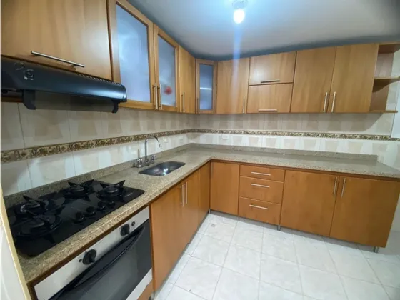 Venta De  Apartamento  De 142 Metros, Barrio Santa Barbara