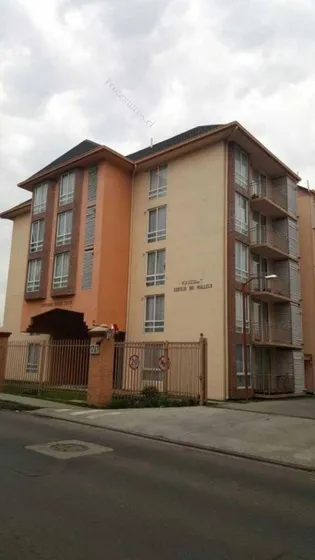 Depto Amoblado En Condominio Con Estacionamiento Central