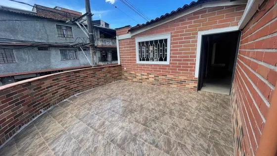 Se Vende Casa En Envigado (ml)