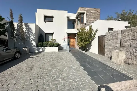 Maravillosa Casa Mediterránea En Chamisero