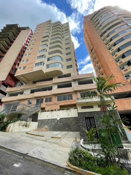 (gb989) En Venta Apartamento En El Parral Res Victoria Palace