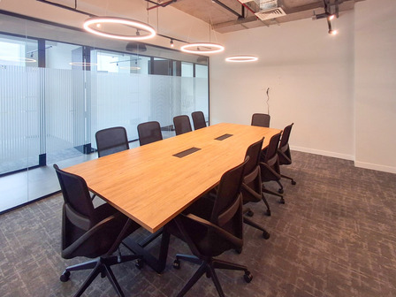 Arriendo Oficina 360 M2. Exclusivo Edificio San Damián Arriendo Oficina 360 M2. Exclusivo Edificio San Damián