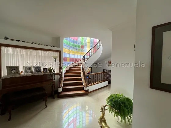 En Venta Fabulosa Casa En El Junko, Una Verdadera Casa De Ensueño Jm 24:2780