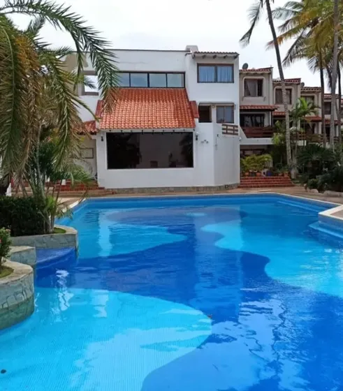 Bello Apto Duplex, Con Terraza, Paraiso. Pampatar