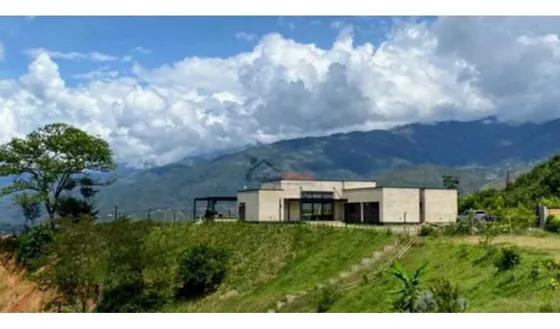 Finca En Venta, En San Jerónimo, Antioquia, Colombia.
