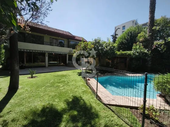 Lujosa Residencia-ubicación Privilegiada Y Confort