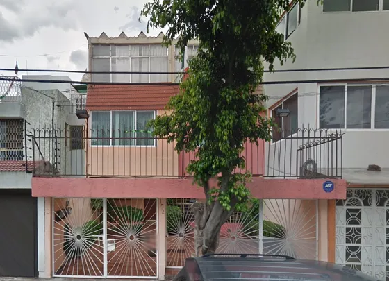 Casa En Venta En Col. Sinatel, Iztapalapa, Cdmx. Bd16*