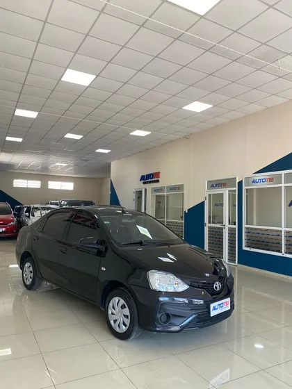 Toyota Etios 1.5 Sedan X