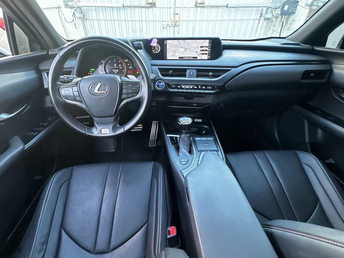 Lexus Ux 2019 2.0 F-sport Aut. 5p Hibrido — foto 8