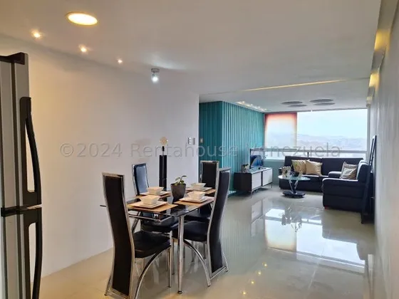 Apartamento En Venta En El Encantado Remodelado Y Listo Para Habitar 24-16903 Jc