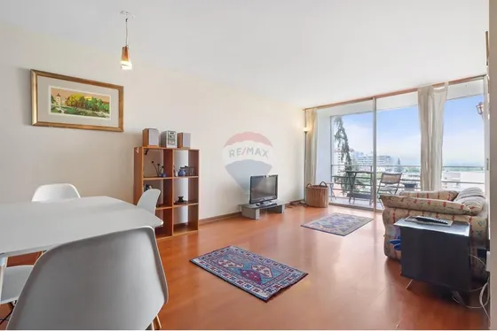 Se Vende Espacioso Departamento