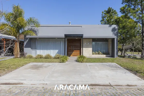 Casa En Venta En Brickland - Canning
