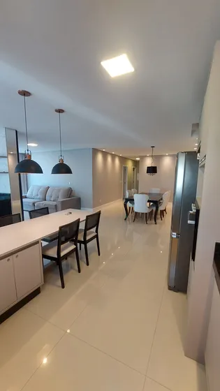 Apartamento Amplo Mobiliado - Condomínio E Iptu Inclusos
