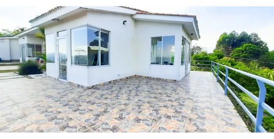 Venta/permuta/arriendo Casa Campestre - Las Casonas Cerritos - Pereira