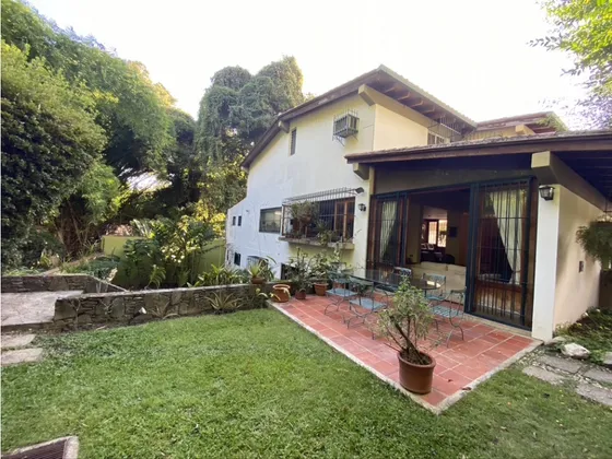 Se Vende Casa Los Chorros 500 M² 3h+s/3.5b+s/4pe