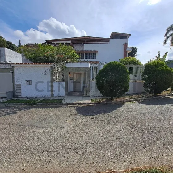 Venta De Casa Tipo Townhouse En Urb. El Placer, Baruta