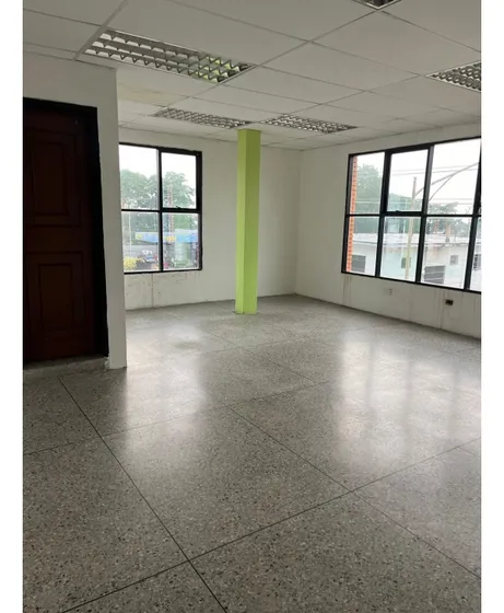 Se Alquila Local Comercial 37m² En Edif Marjoca Ve21-197em-lriv