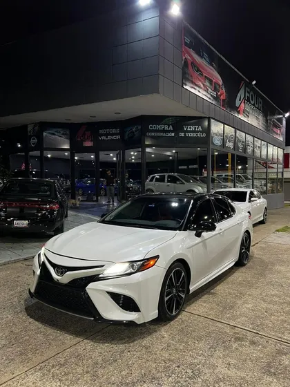 Toyota Camry V6
