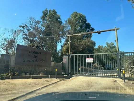 Se Vende Terreno En Condominio Privado Santa Adela Mantagua