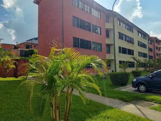 Bello Y Acogedor Apartamento En Venta, El Águila, Llano Alto, Edo. Miranda