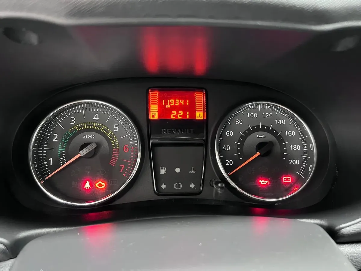 Renault Clio 1.2 Mio Confort Pack 5P5581030602106572818