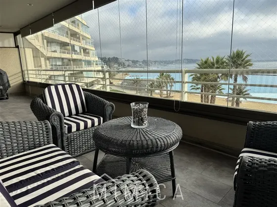 Departamento En Venta De 4 Dorm. En Algarrobo