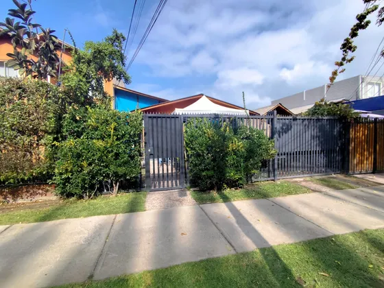 Se Vende Casa En Villa Los Héroes, Maipú
