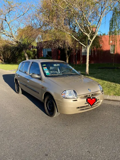 Renault Clio 1.9 Rnd Aa Pack