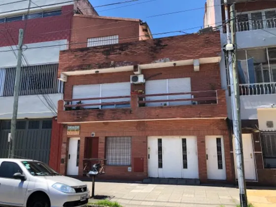 Departamento Tipo Casa En Venta Condicionada En Sarandi Oeste