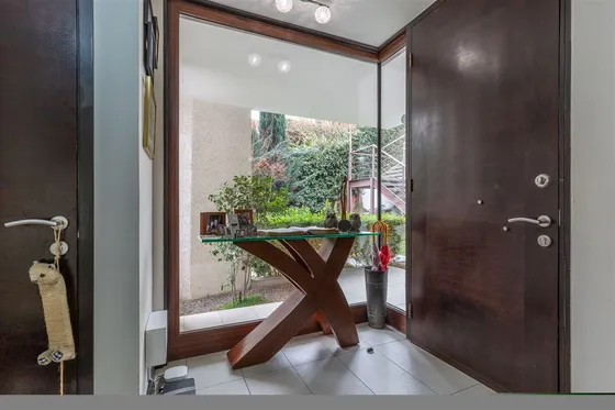 Casa En Venta De 3 Dorm. En Lo Barnechea