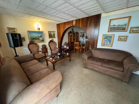 Js Casa En Venta En Pirineos San Cristóbal
