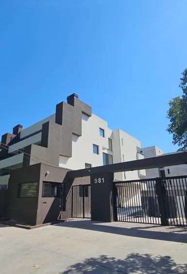 Alquiler V. Tesei Monoambiente C/balcón Y Parrilla.