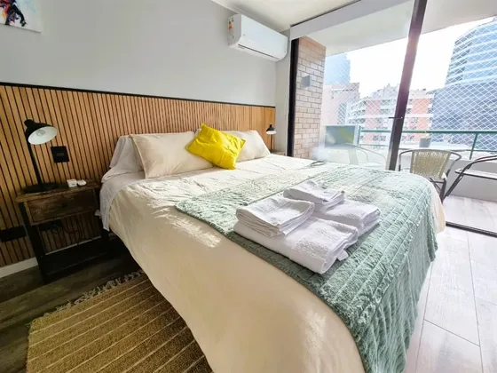 Departamento En Arriendo De 2 Dorm. En Las Condes