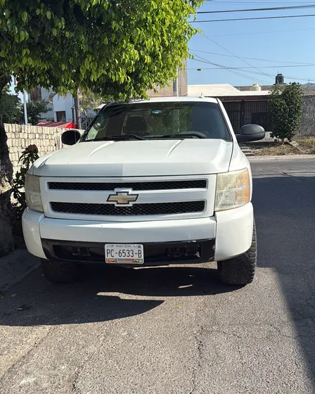 Chevrolet Silverado H Silverado 1500 Cab Reg Aa 4x2 At