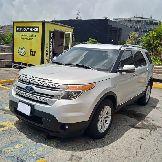 Ford Explorer Automatico