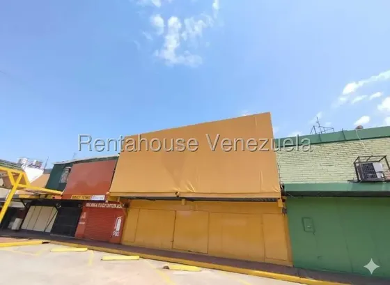 Emprende Tu Negocio En Este Gran Local Comercial En Venta En San Diego Con Una Ubicación Privilegiada Ya Que Cuenta Con Alta Afluencia De Peatones Y Trafico Vehicular, Excelente Acceso,