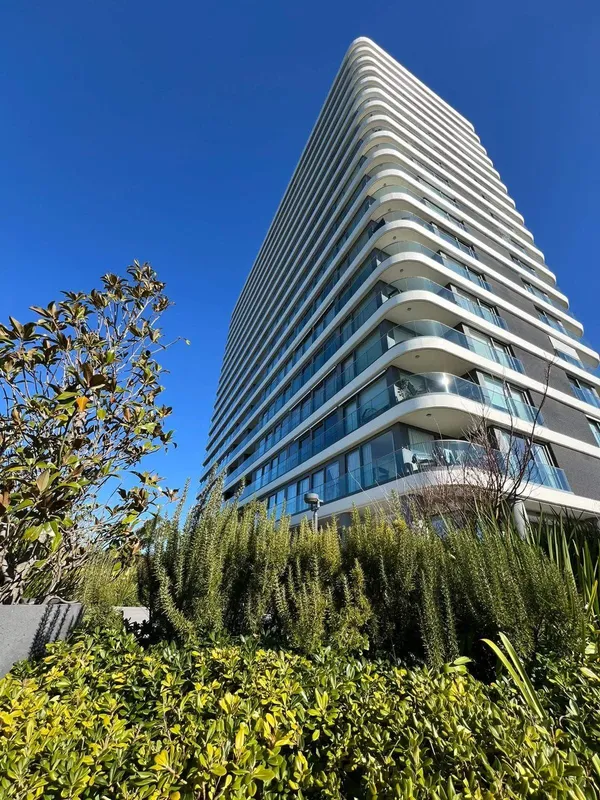 Alquiler Apartamento 2 Dormitorios Parque Carrasco Con Cochera · Foto 1