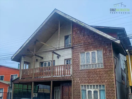 Gran Casona De 19 Dormitorios Centro De Castro Vista 