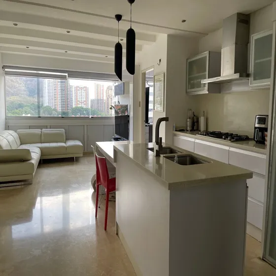 Yosmar Y Fernando Venden Apartamento En La Trigaleña Res Isla Larga