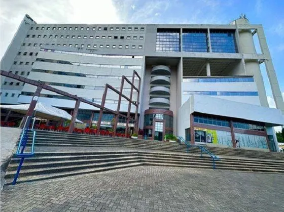 En Alquiler Oficina En 4 Avenidas Centro Comercial Reda Building