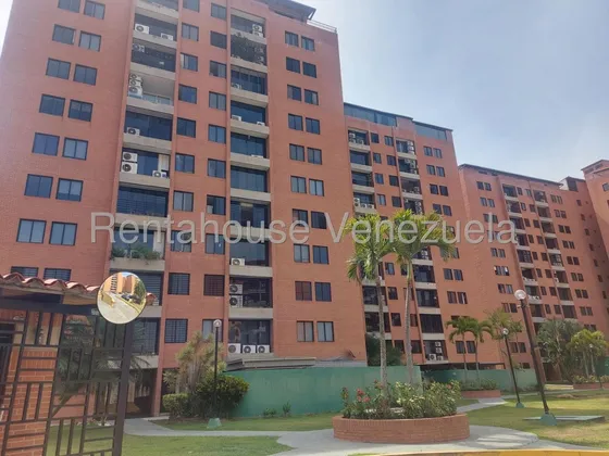 Apartamento En Venta, Urbanización Colinas De La Tahona. Andreina Salmeron