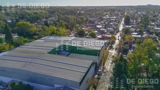 Depositoedificio Local Comercial En Alquiler 4200 M2 - William Morris Hurlingham