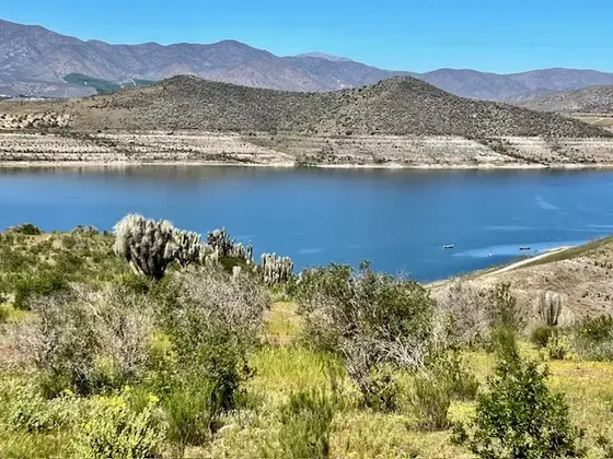 Hermosa Vista En Parcela A Orillas Del Embalse La Paloma