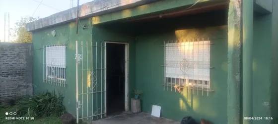 Venta De Casa En Jose C. Paz - Barrio Sol Y Verde