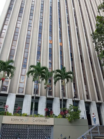 Oficina / Alquiler / Urb.: Los Palos Grandes / 140 Mts2 