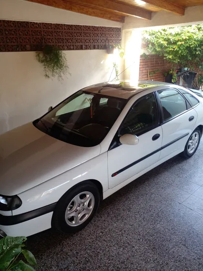 Renault Laguna V6 3.0 V6 Rxt