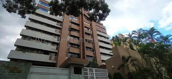 Excelente Ph De Tres Niveles En Venta - Colinas De Valle Arriba // Mls #26-1166 Cd