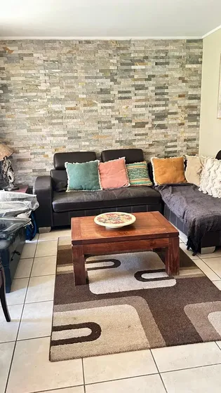 Casa En Venta En La Liguria, Huechuraba Con Jardín